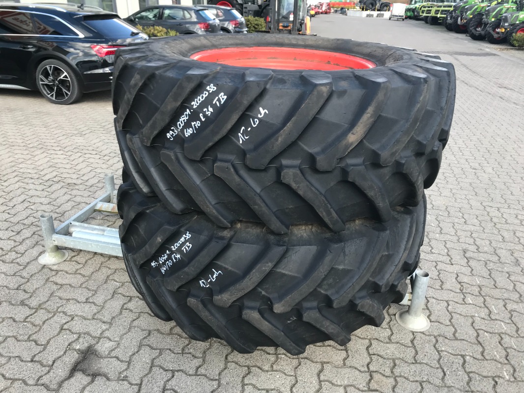 Trelleborg 600/70 R34 TM900 High Power - Räder + Reifen + Felgen - Komplettradsatz