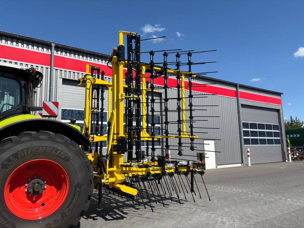 Bednar Striegel PRO PN 9000 - Düngung + Pflanzenschutztechnik + Pflege - Striegeltechnik + Hacktechnik