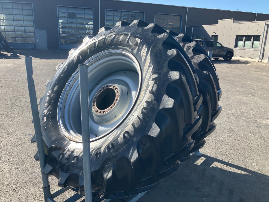 Mitas VF 710/70 R42 HC 3000 - Räder + Reifen + Felgen - Komplettradsatz