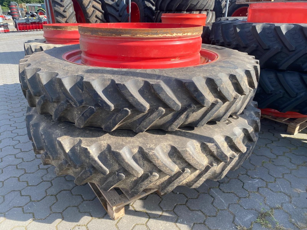 Mitas 380/85R38 + 380/105R54 - Räder/Reifen/Felgen - Zwillingsräder