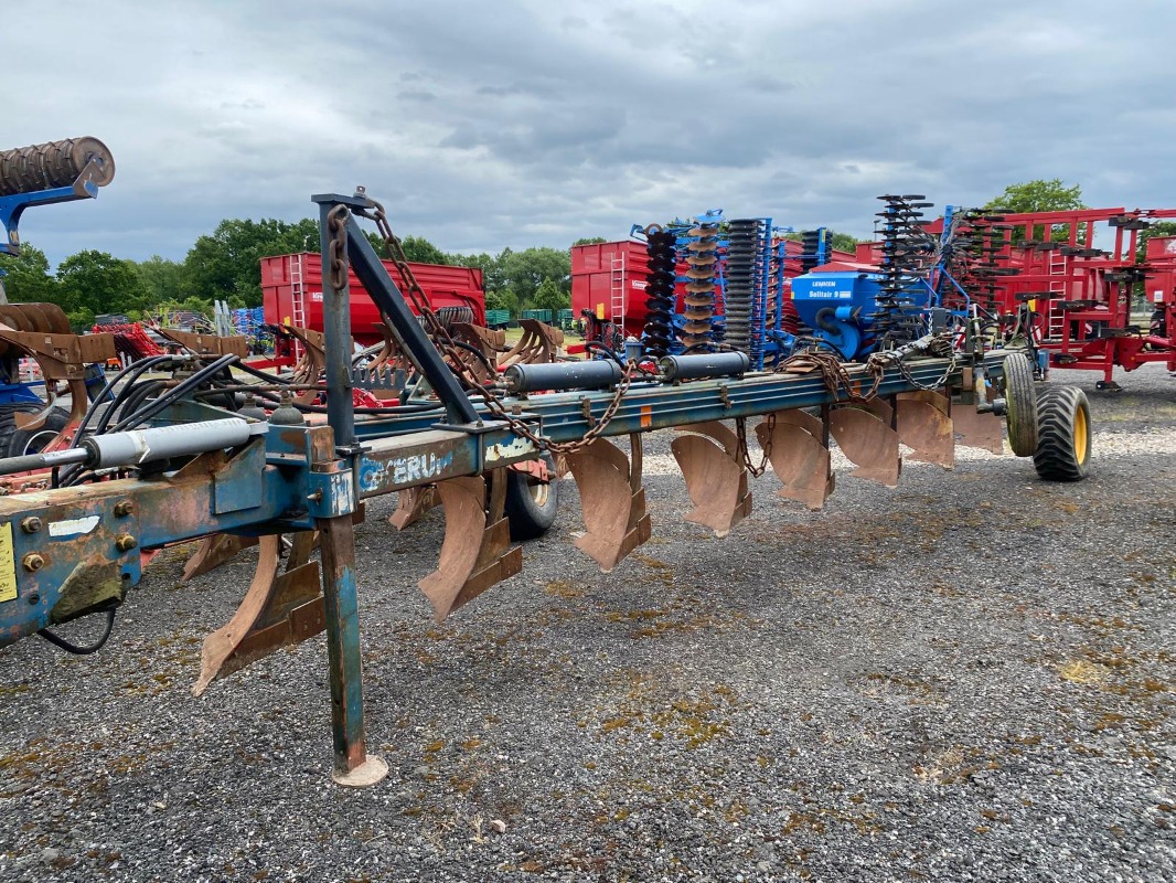 Överum DL 8108 H - 8 Schar - Bodenbearbeitungsgerät - Pflug