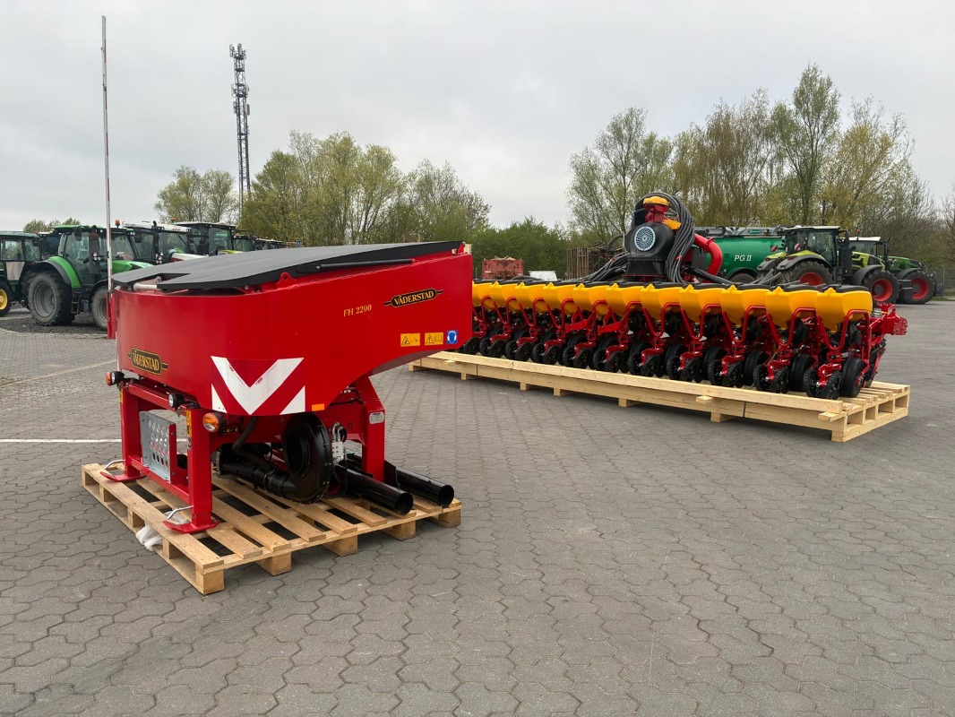 Väderstad Tempo TPV12 WSX + FH 2200 - Aussaattechnik - Einzelkornsägerät