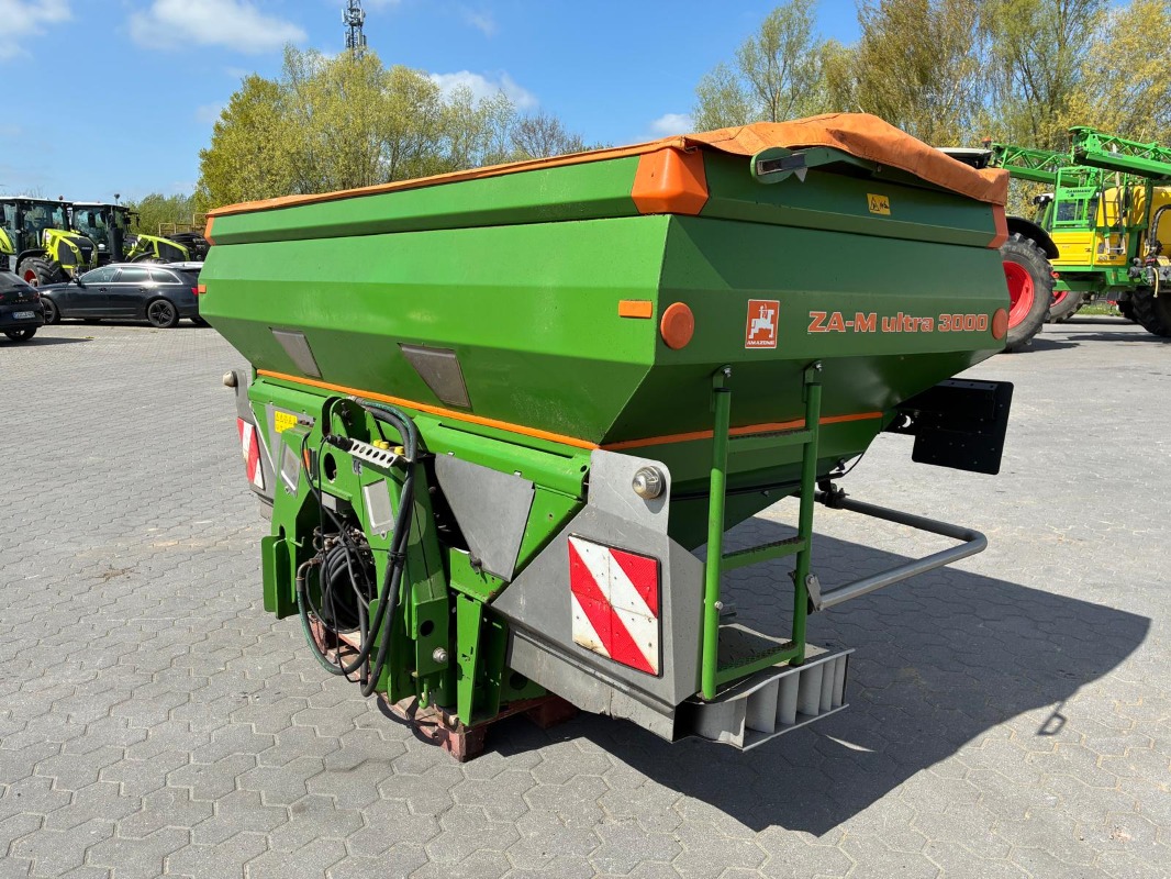 Amazone ZA-M Ultra 3000 - Düngung/Pflanzenschutztechnik/Pflege - Düngerstreuer