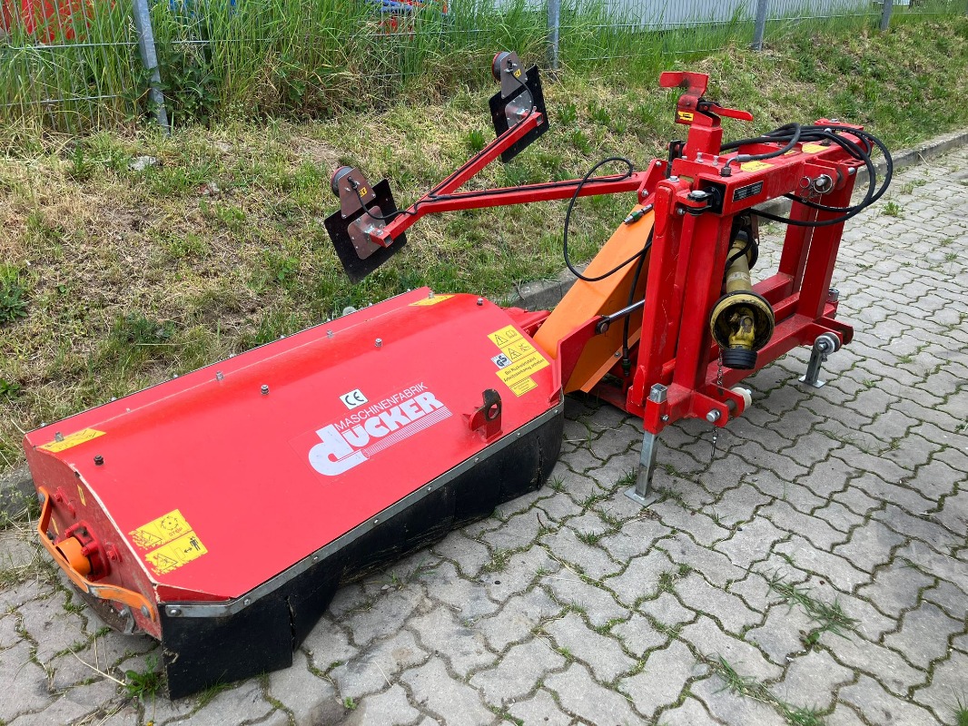 Dücker USM 13 - Gartentechnik + Kommunaltechnik - Mulcher