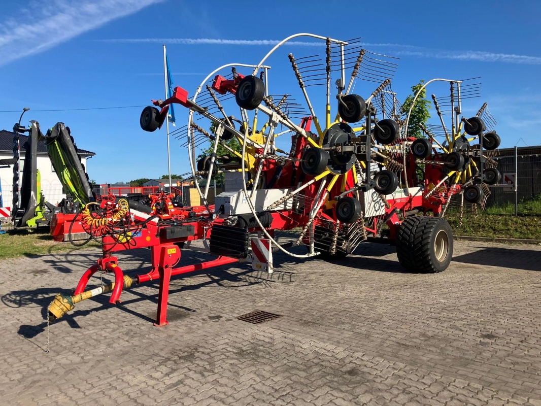 Pöttinger Top 1252 C - Grünlandtechnik + Futtererntetechnik - Schwader