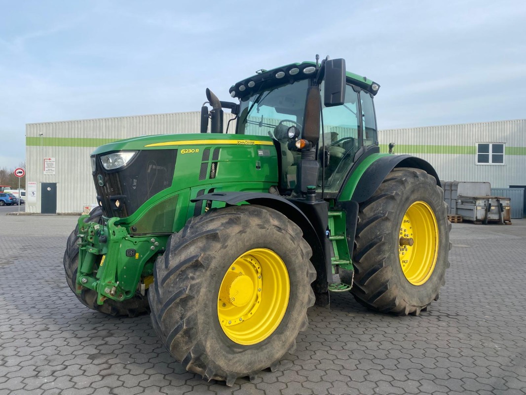 John Deere 6230R - Command Pro - Traktor