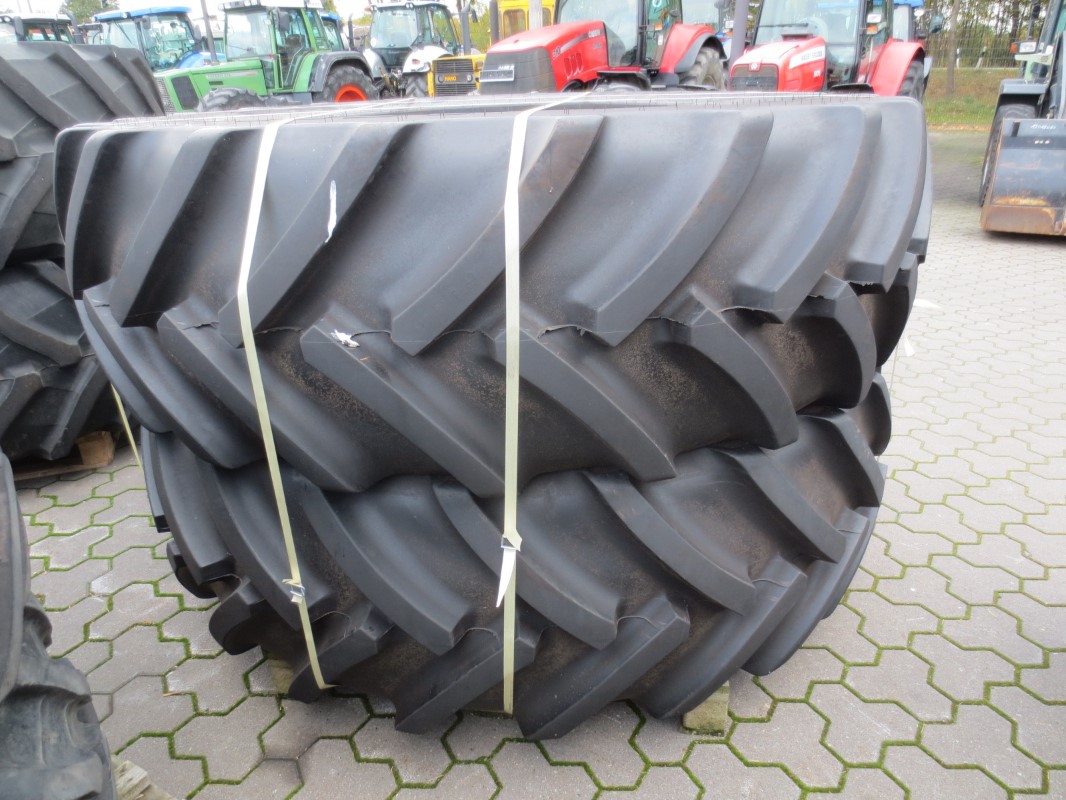 Mitas 680/80 R42 - Räder/Reifen/Felgen - Reifen