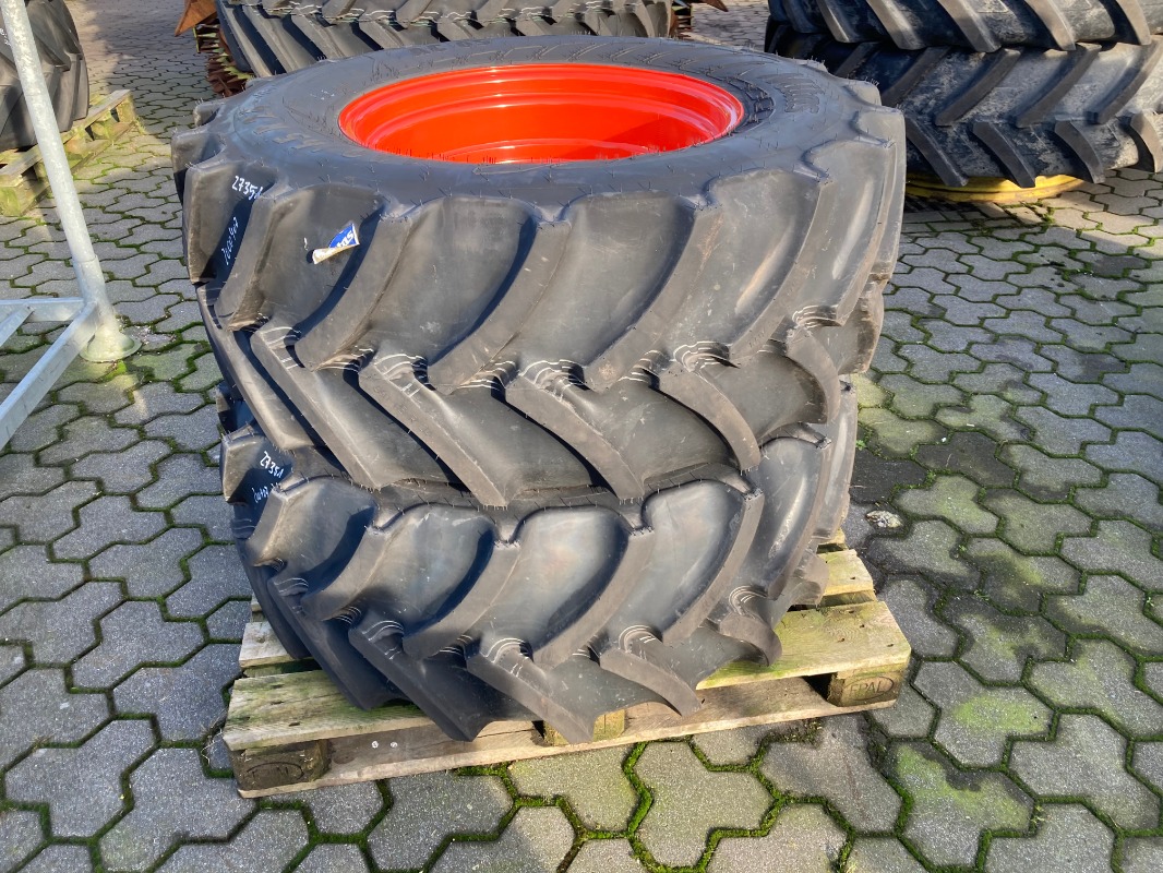 Mitas 2x 440/65 R24 - Räder + Reifen + Felgen - Komplettradsatz
