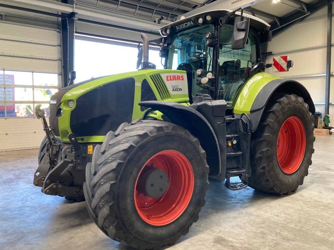 CLAAS Axion 920 Cmatic Cebis Touch - Tractor