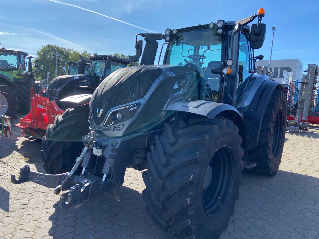 Valtra T214 Direct Unlimited Twin Trac - Tracteur