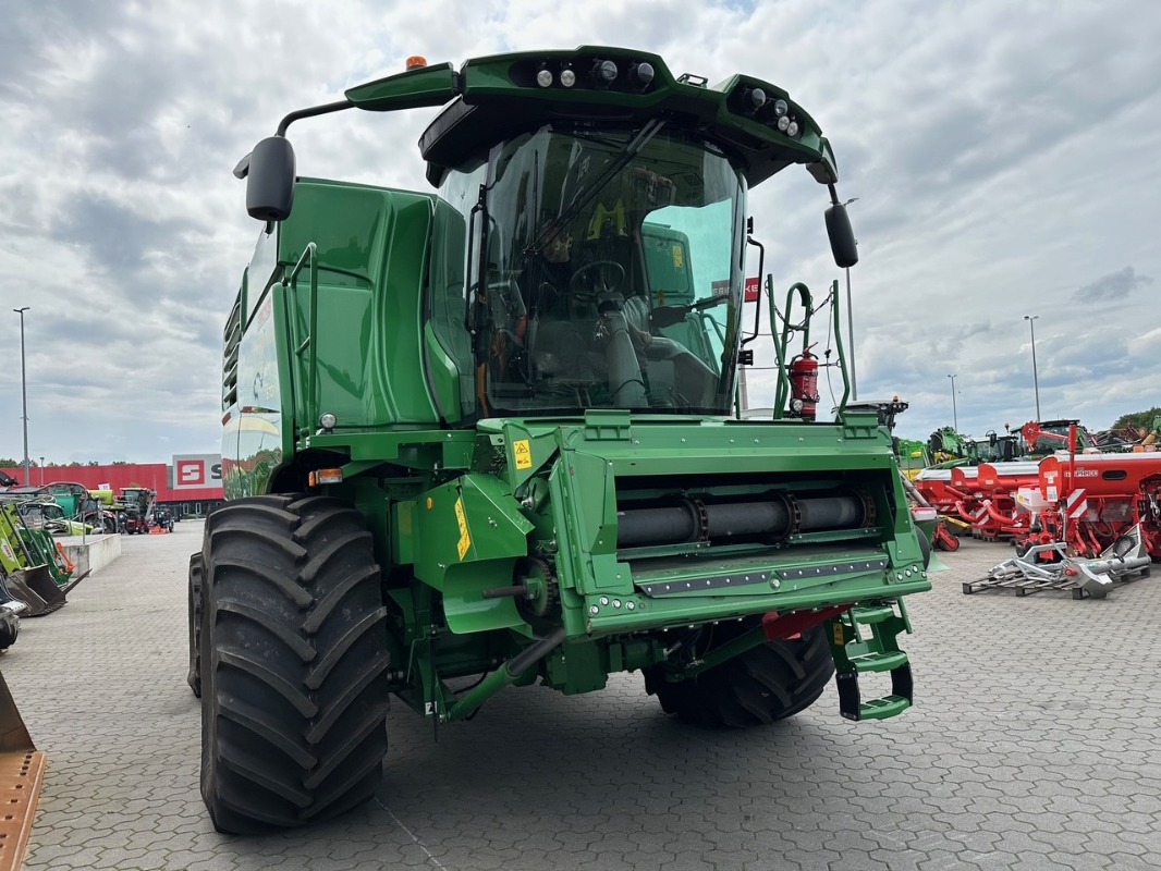 John Deere T 670 i - Mähdrescher