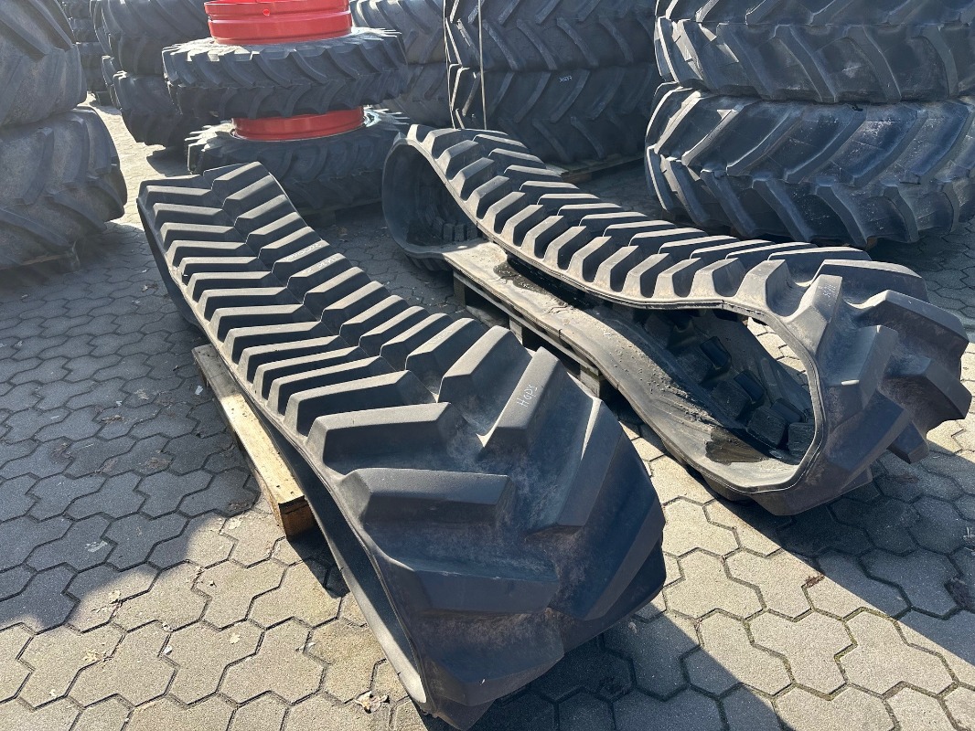 CLAAS 2 Stück TT Laufwerk non Claas - Mähdrescherteile - Achsen / Fahrantrieb