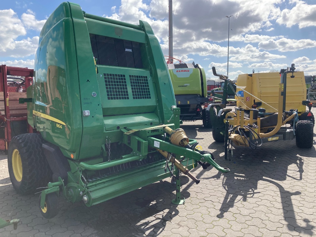 John Deere 864 Maxi Cut Special Edition - Presse - Rundballenpresse