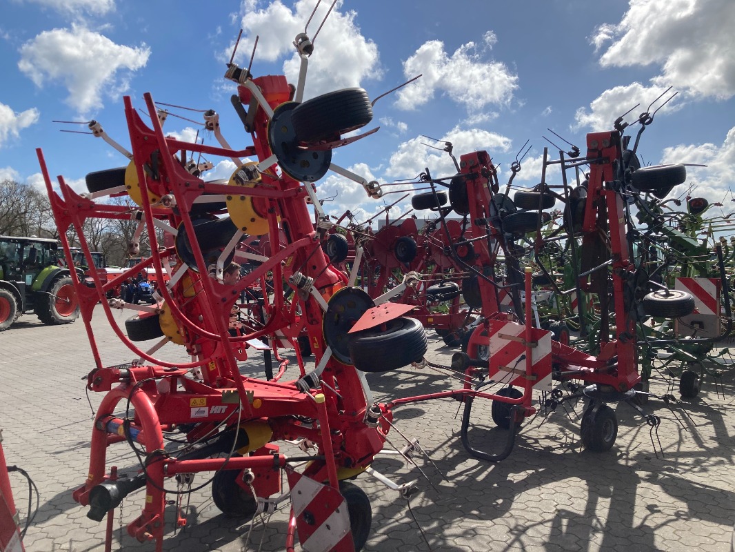 Pöttinger HIT 910N - Grünlandtechnik + Futtererntetechnik - Kreiselheuer