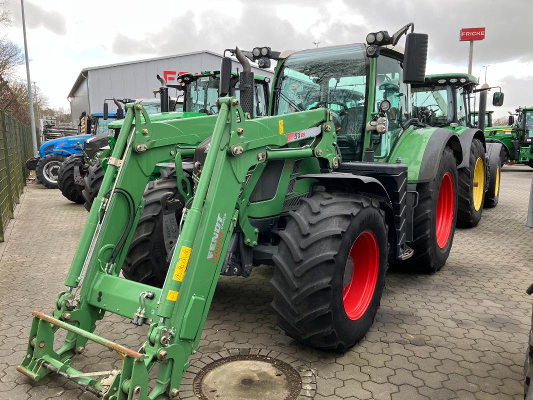 Fendt 720 Vario SCR Profi - Traktor