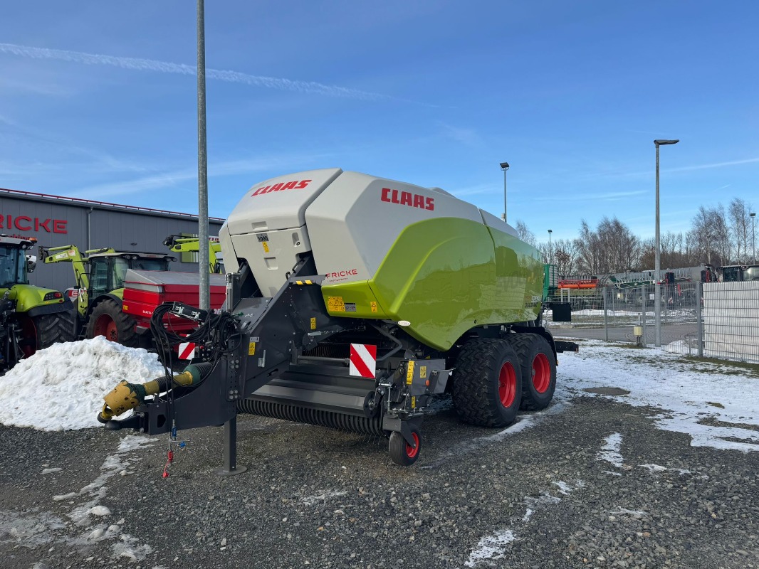 CLAAS Quadrant 5200 Evolution FC Tandem - Presse - Großpackenpresse