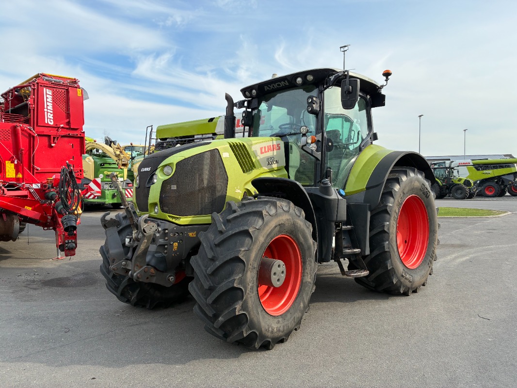 CLAAS Axion 870 Cmatic - Traktor