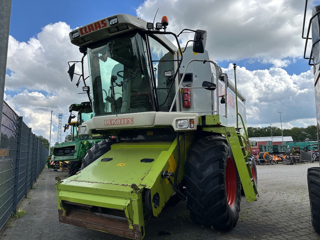 CLAAS Lexion 450 Allrad - Mähdrescher