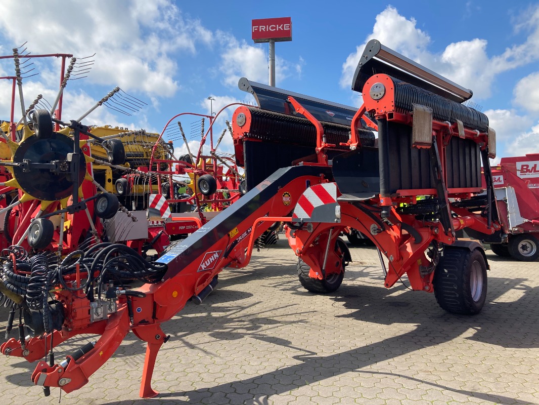 Kuhn Merge Maxx 950 - GrÃ¼nlandtechnik + Futtererntetechnik - Schwader
