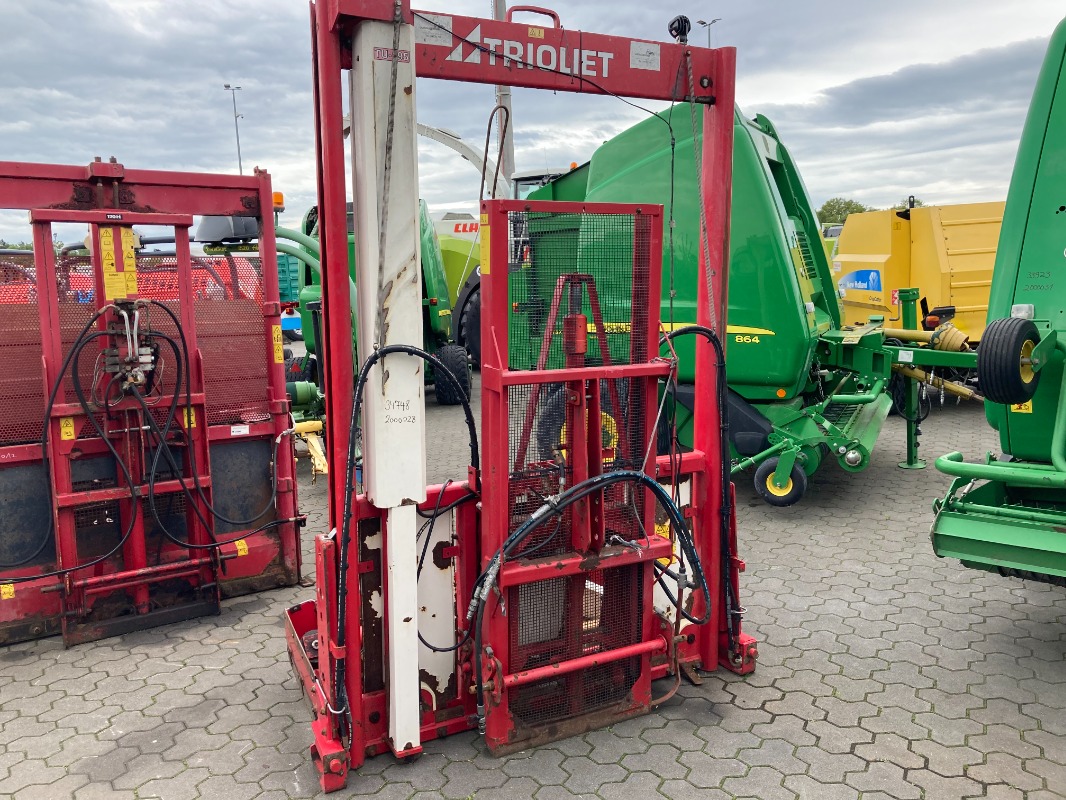 Trioliet TU 195 - Técnica de alimentación - Dispositivo de descarga de silos + dispositivo de distribución