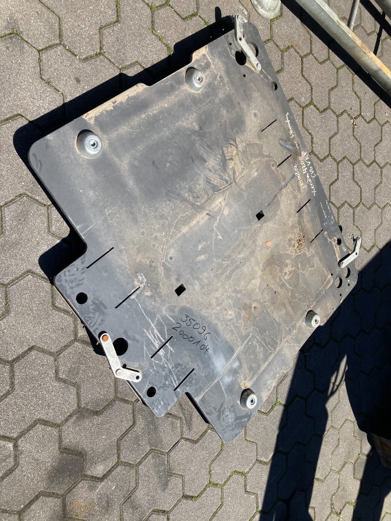 CLAAS Adapterplatte für Aufsattelgewichte Heck - Tractor supply - Other tractor accessories