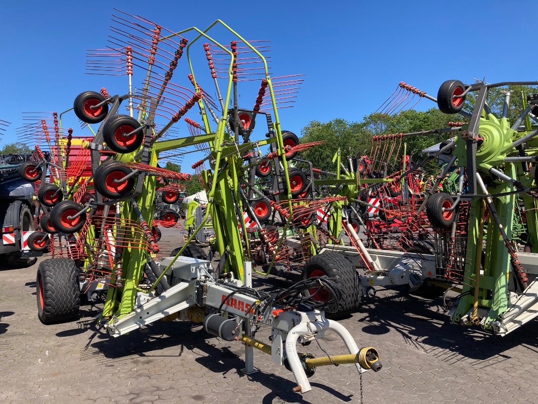 CLAAS Liner 3600 - TecnologÃ­a de pastoreo + tecnologÃ­a de cosecha de forraje - Rastrillo