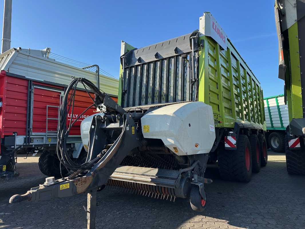 CLAAS Cargos 9600 - Wagon de chargement - Remorque d'ensilage