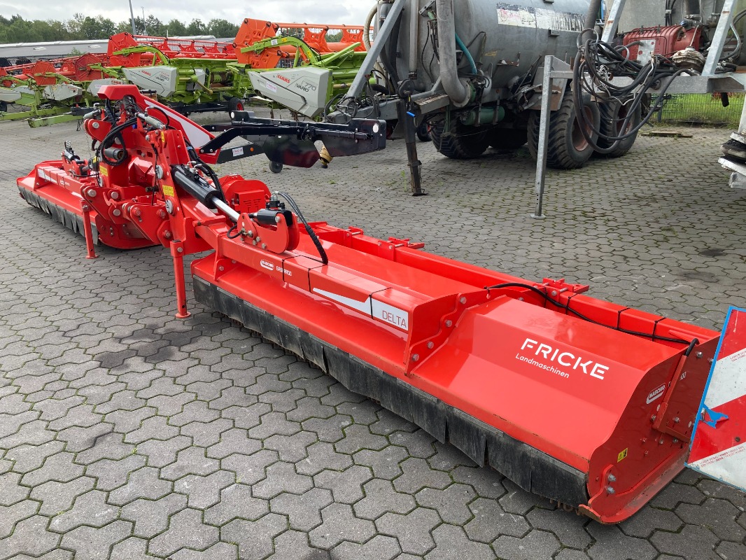 Maschio Delta 8300 mit Bufalo 280 - Bodenbearbeitungsgerät - Mulchgerät + Häckselgerät