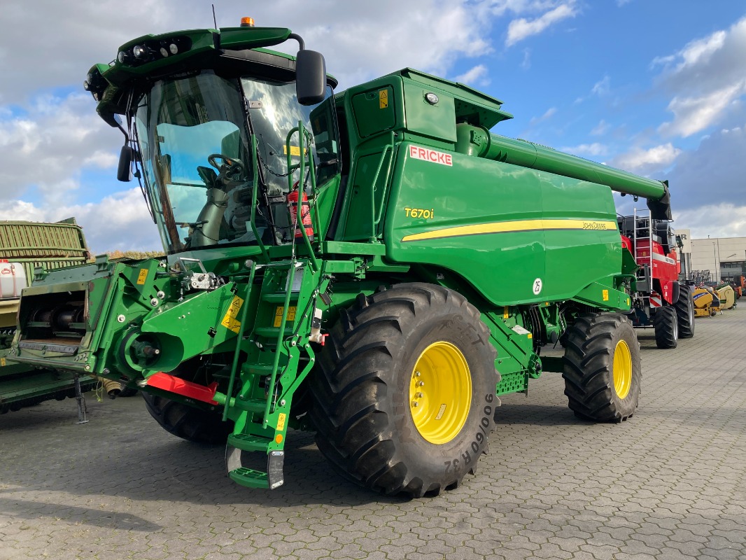 John Deere T 670 Allrad - Cosechadora