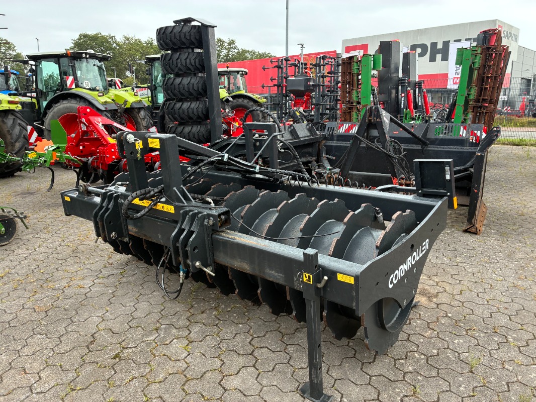 Agroland Cornroller - Grassland technology + Forage harvesting technology - Roller