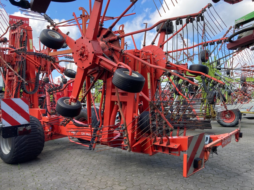 Kuhn GA 15021 - Grünlandtechnik + Futtererntetechnik - Schwader