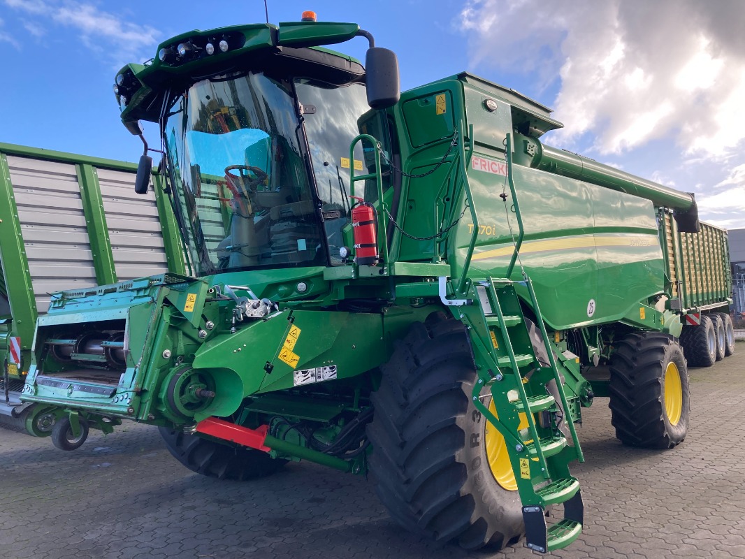 John Deere T 670 Allrad - Kombajn
