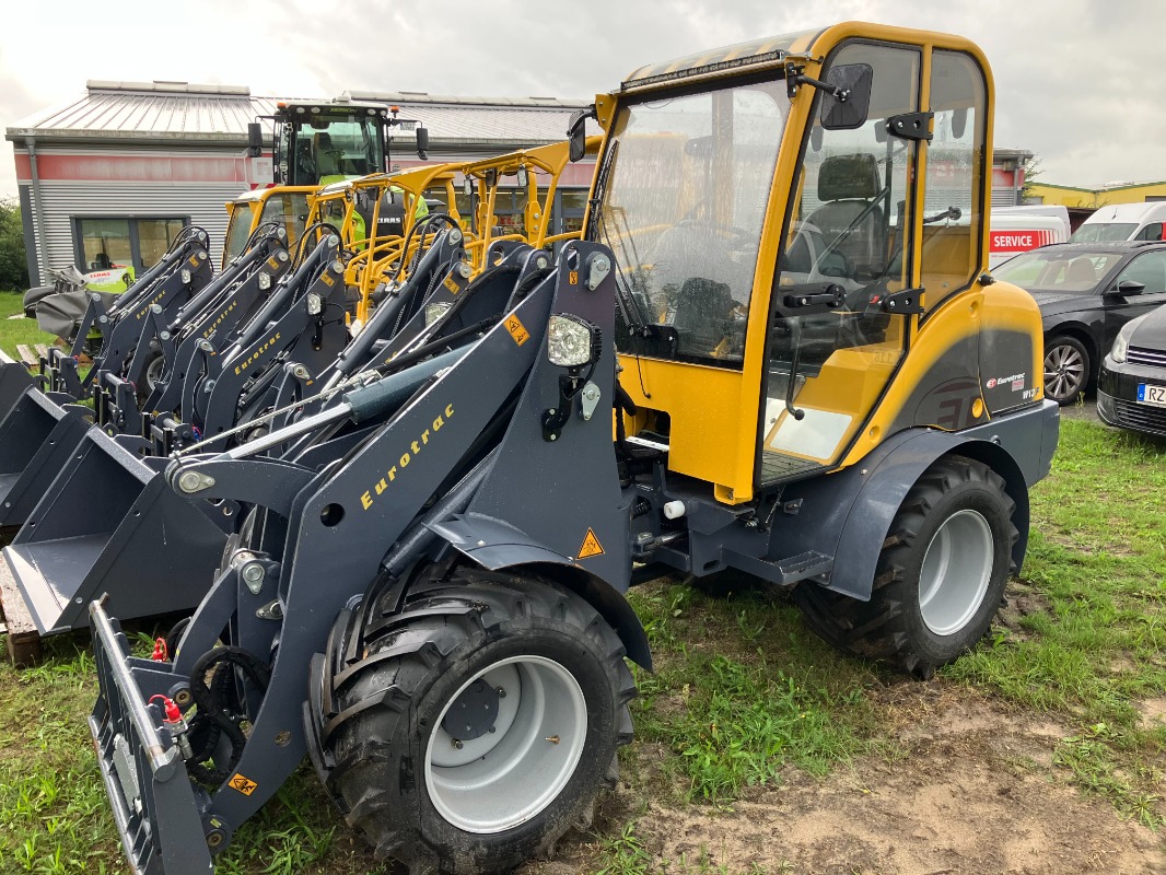 Eurotrac W13-CF - Tecnología agrícola - Cargador de patio