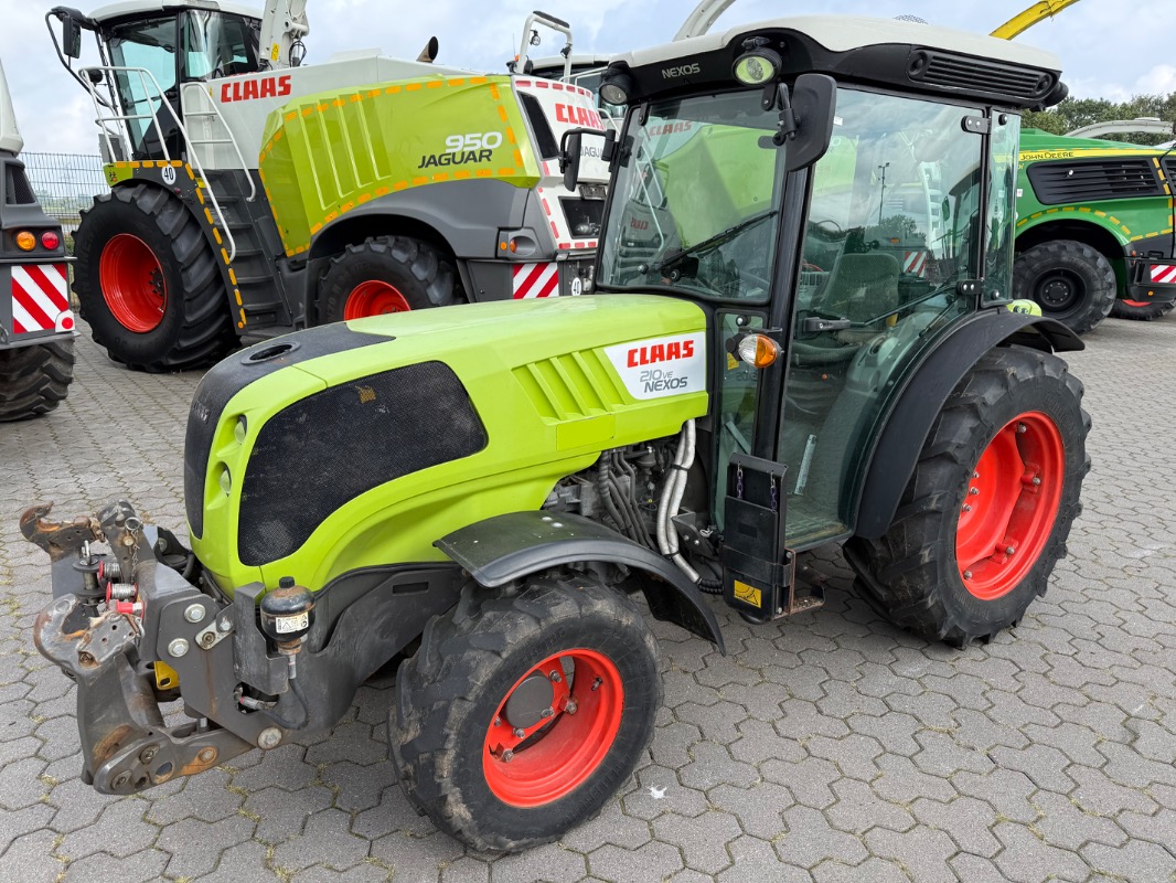 CLAAS Nexos 210 VE - Tracteur - Tracteur municipal