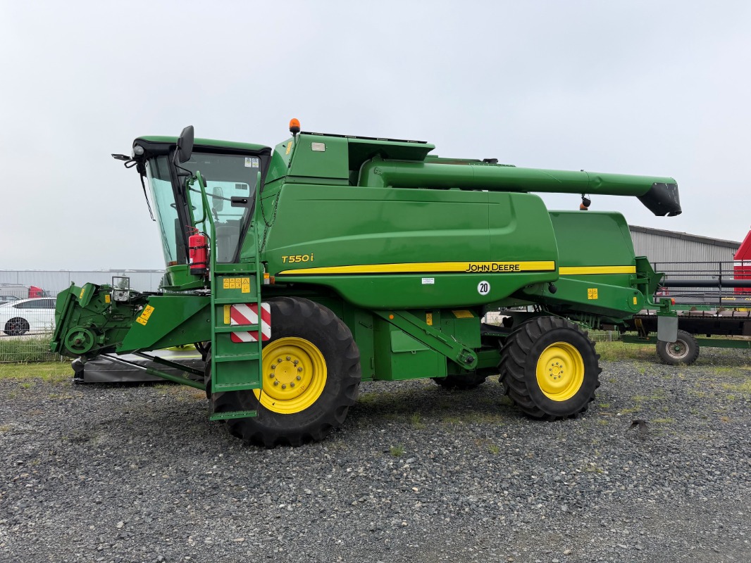 John Deere T 550 i - Combinez